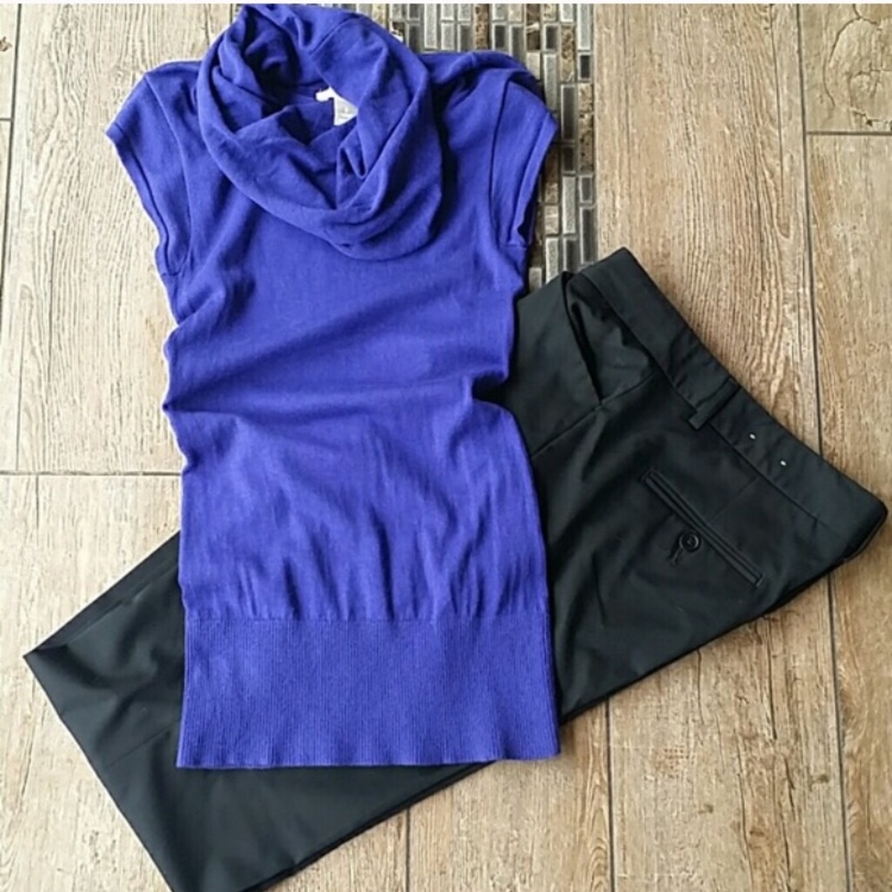 Banana Republic turtleneck short sleeve sweater